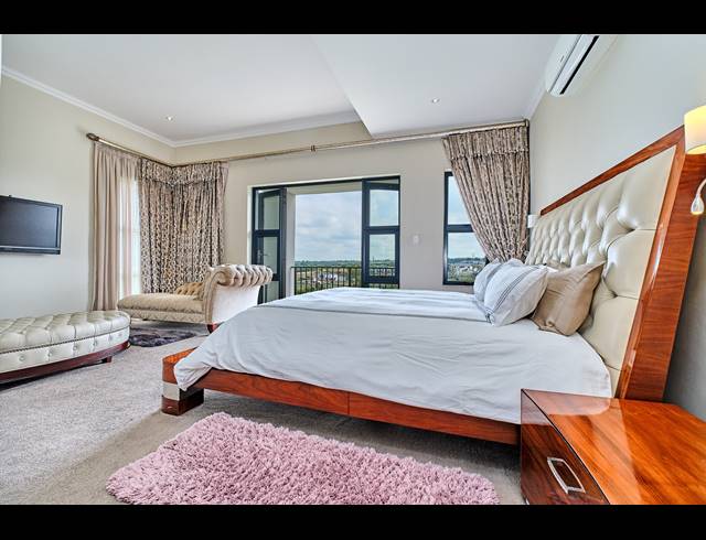 5 BEDROOM HOUSE FOR SALE IN BLUE HILLS EQUESTRIAN ESTATE